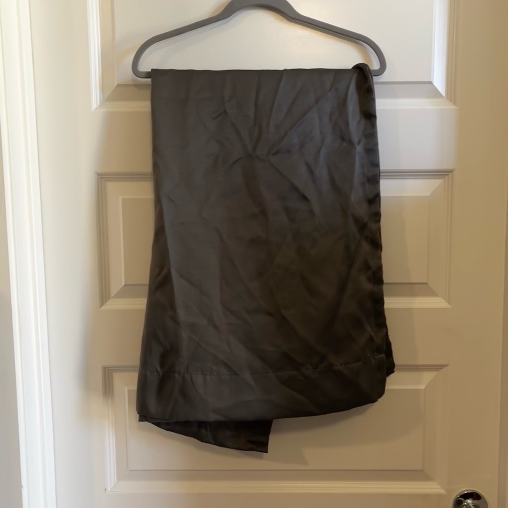 Dark Gray Table Linen